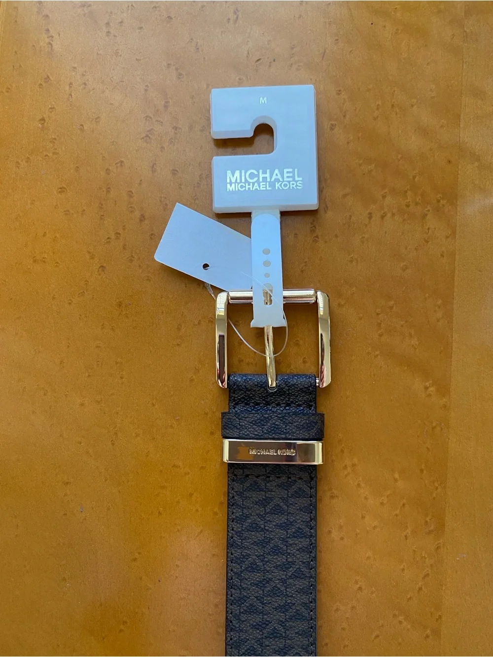 Michael Kors signature mk